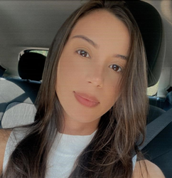 Alayne Ferreira dos Santos