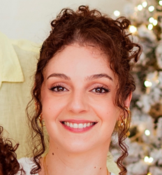 Julia Elisa Volpato da Silva Floriano