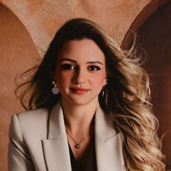 Leticia Antunes Braile