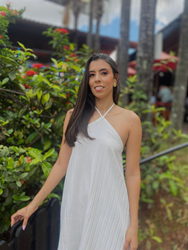 ANA LAURA REIS SANTOS