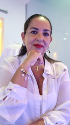 Jany Santos Gomes