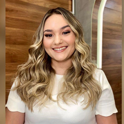 Mariana Scaldelai Brito de Lacerda