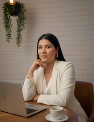 poliana reis ferreira 