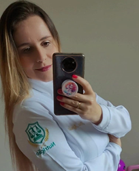 Ana Luiza Costa Oliveira de Aguilar