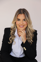 NUTRICIONISTA CINTIA CAMPOS