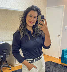 Naiara cristine novais gianegitz