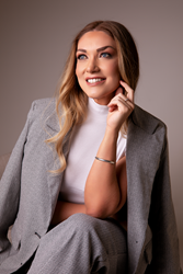 NATÁLIA LETÍCIA TEIXEIRA ALVES