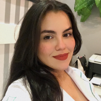 Thalia Freitas
